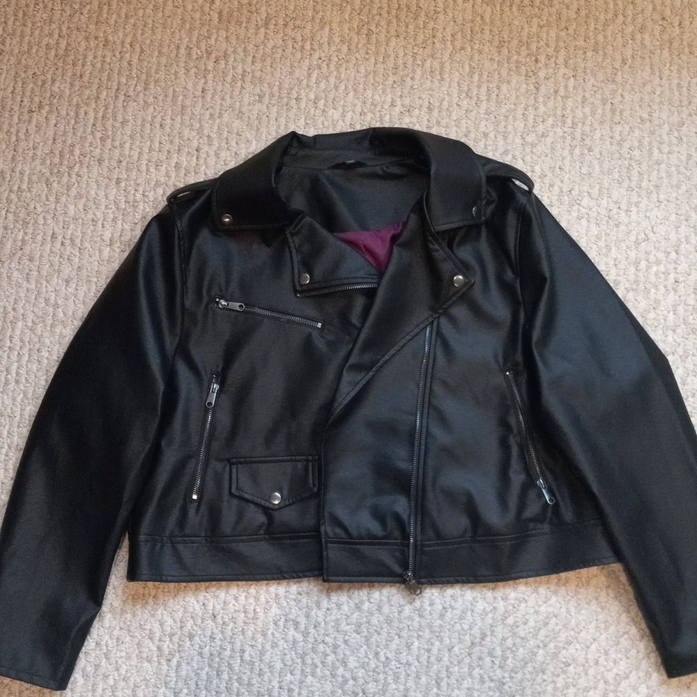 Black Faux Leather Moto Jacket Women 1X NWT Cropped Biker Jacket Zip Up Edgy Veg